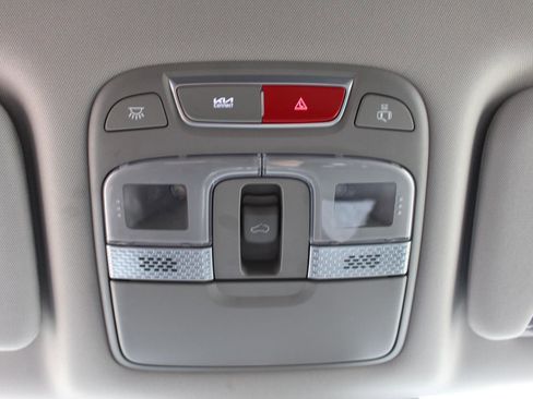 Certified 2024 Kia Telluride EX image 25