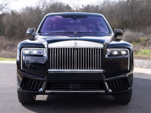 New 2025 Rolls-Royce Cullinan image 11