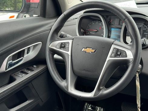 Used 2017 Chevrolet Equinox LT w/ Convenience Package FWD image 12