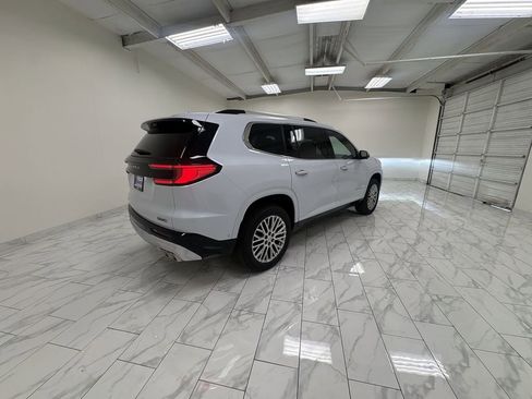 New 2026 GMC Acadia Denali w/ Super Cruise Package FWD image 8