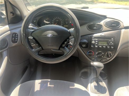 Used 2000 Ford Focus SE FWD image 21