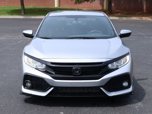 Used 2018 Honda Civic Sport image 21