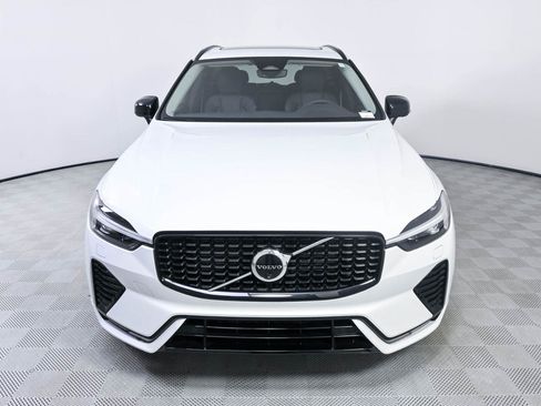 Used 2025 Volvo XC60 B5 Plus w/ Protection Package Premier AWD/4WD image 33