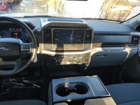 Used 2025 Ford F150 XLT w/ Equipment Group 301A Standard RWD image 14