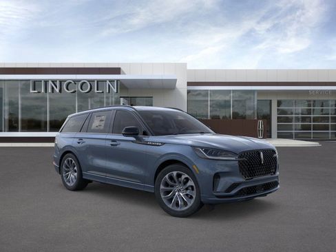 New 2025 Lincoln Aviator AWD w/ Jet Appearance Package image 7