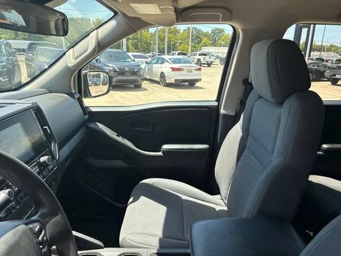 Used 2025 Nissan Frontier S RWD image 16