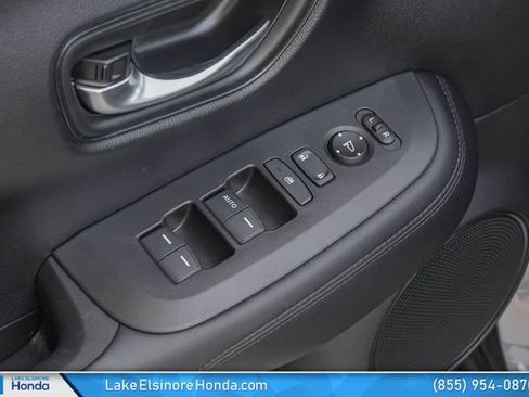 Certified 2024 Honda HR-V LX image 14
