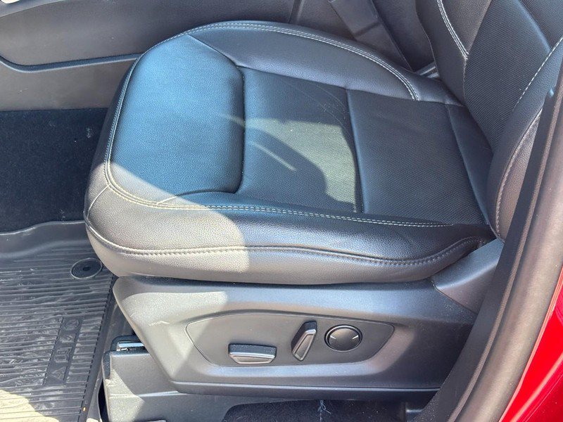 Used 2023 Ford Explorer Limited w/ Limited Technology Package AWD/4WD image 18
