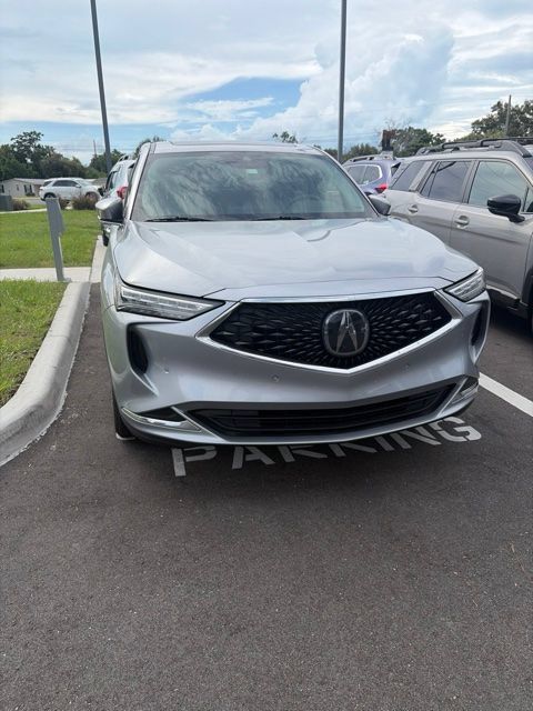 Used 2023 Acura MDX w/ Technology Package FWD image 3