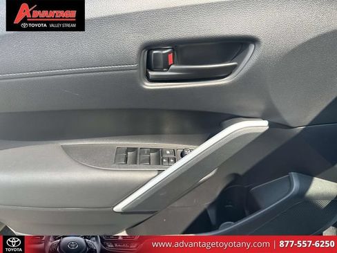 Used 2026 Toyota Corolla Cross AWD Hybrid image 19