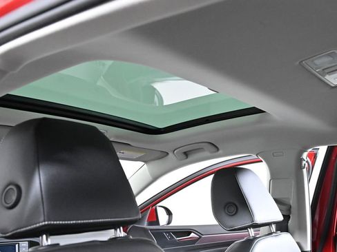 Used 2024 Volkswagen Jetta SE image 27