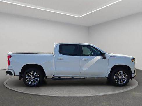 Used 2022 Chevrolet Silverado 1500 RST w/ Z71 Off-Road Package AWD/4WD image 7