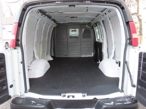 Used 2015 Chevrolet Express 2500 RWD 2500 135 image 20