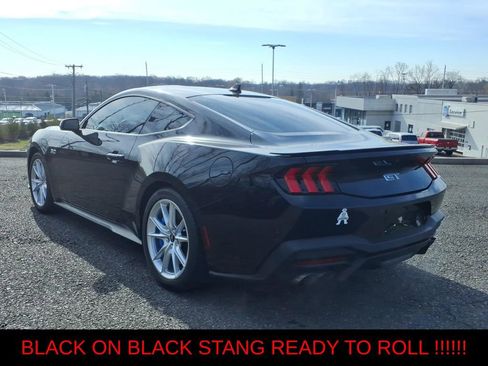 Used 2024 Ford Mustang GT Premium RWD image 5