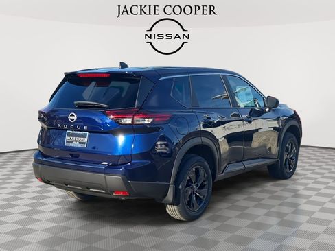 New 2026 Nissan Rogue SV w/ Cold Weather Package FWD image 5