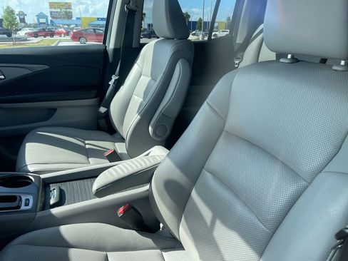 Used 2018 Honda Ridgeline RTL-T image 8