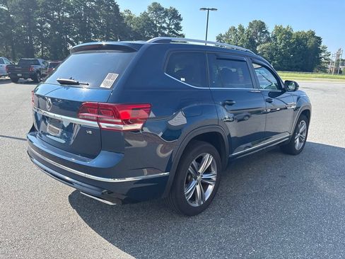 Used 2018 Volkswagen Atlas SE w/ R-Line Package FWD image 8