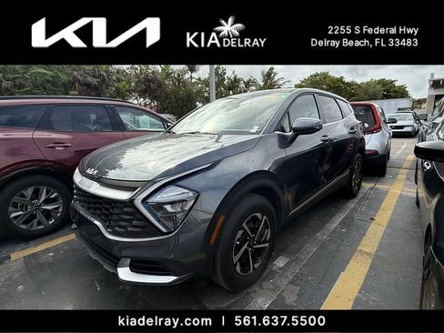 Used 2023 Kia Sportage LX image 4