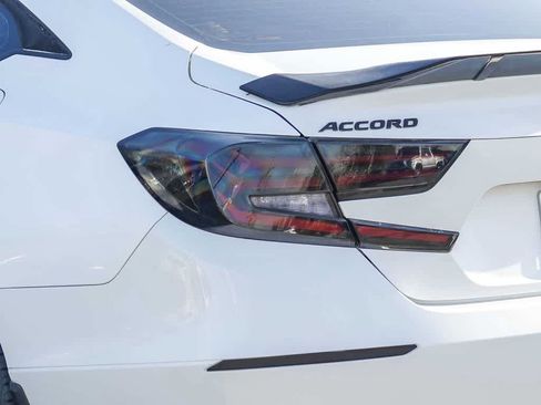 Used 2020 Honda Accord Sport image 7