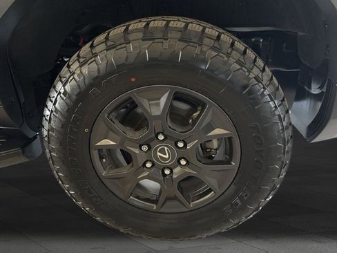 Certified 2024 Lexus GX 550 image 18