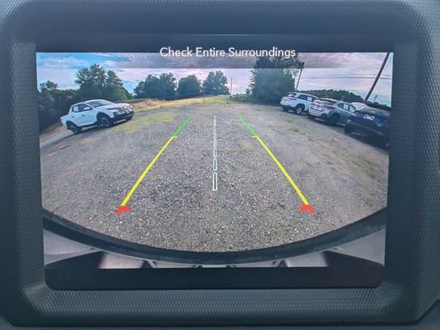 Used 2022 Jeep Wrangler Unlimited Sahara AWD/4WD image 21