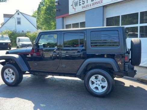 Used 2014 Jeep Wrangler Unlimited Sport w/ Quick Order Package 24S AWD/4WD image 7