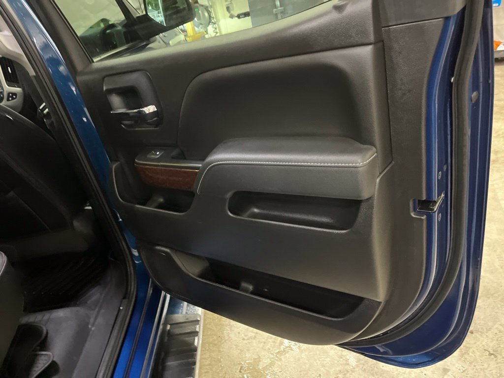 Used 2018 GMC Sierra 1500 SLT AWD/4WD image 33