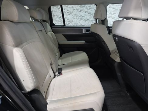 Used 2024 Hyundai Santa Fe SE image 12