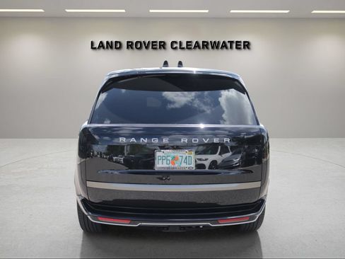 Used 2026 Land Rover Range Rover Long Wheelbase SE AWD/4WD image 4