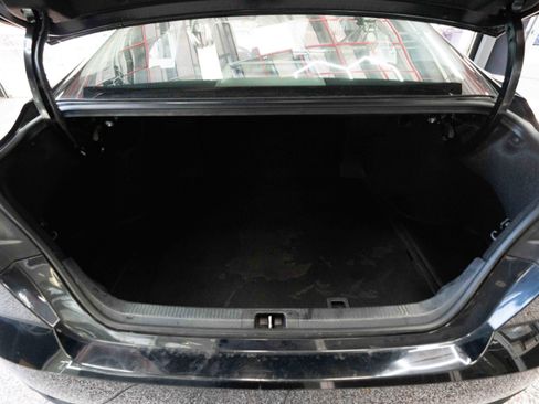 Used 2025 Toyota Camry LE image 27