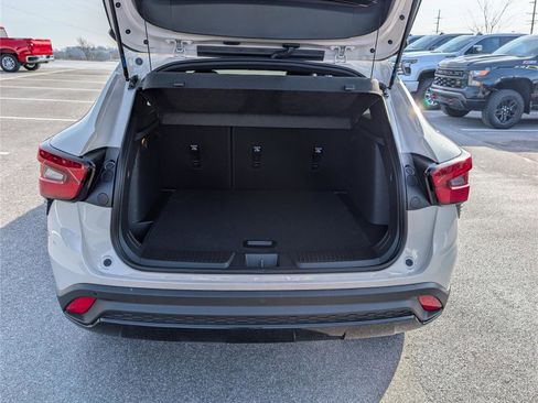 New 2026 Chevrolet Trax RS w/ Driver Confidence Package image 9