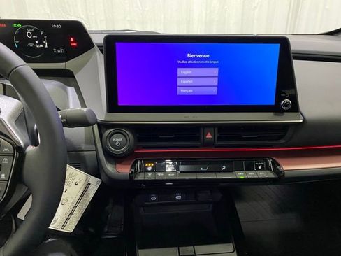 New 2026 Toyota Prius Plug-In Hybrid FWD image 17