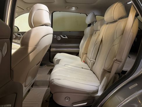 Used 2023 Genesis GV80 3.5T Advanced + w/ Cargo Package image 13