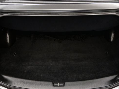 Used 2009 Mercedes-Benz SLR image 19