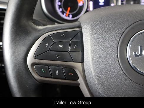 Used 2019 Jeep Cherokee Latitude Plus w/ Comfort/Convenience Group image 8