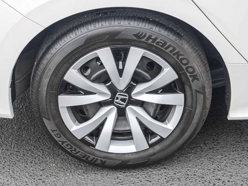 Certified 2024 Honda Civic LX image 12