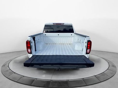 New 2024 GMC Sierra 1500 SLE image 36