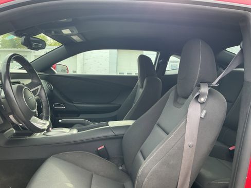 Used 2010 Chevrolet Camaro LT w/ RS Package RWD image 6