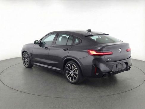 Used 2023 BMW X4 xDrive30i w/ M Sport Package image 3