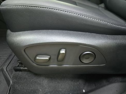 New 2026 Chevrolet Traverse LT w/ Driver Confidence Package image 30