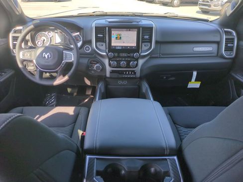 New 2026 RAM 1500 4x4 Crew Cab image 15