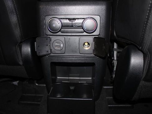 Used 2022 Ford Explorer XLT w/ Equipment Group 202A image 21