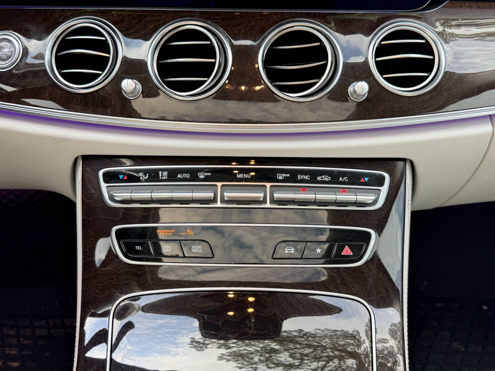 Used 2021 Mercedes-Benz E 450 4MATIC Sedan image 24