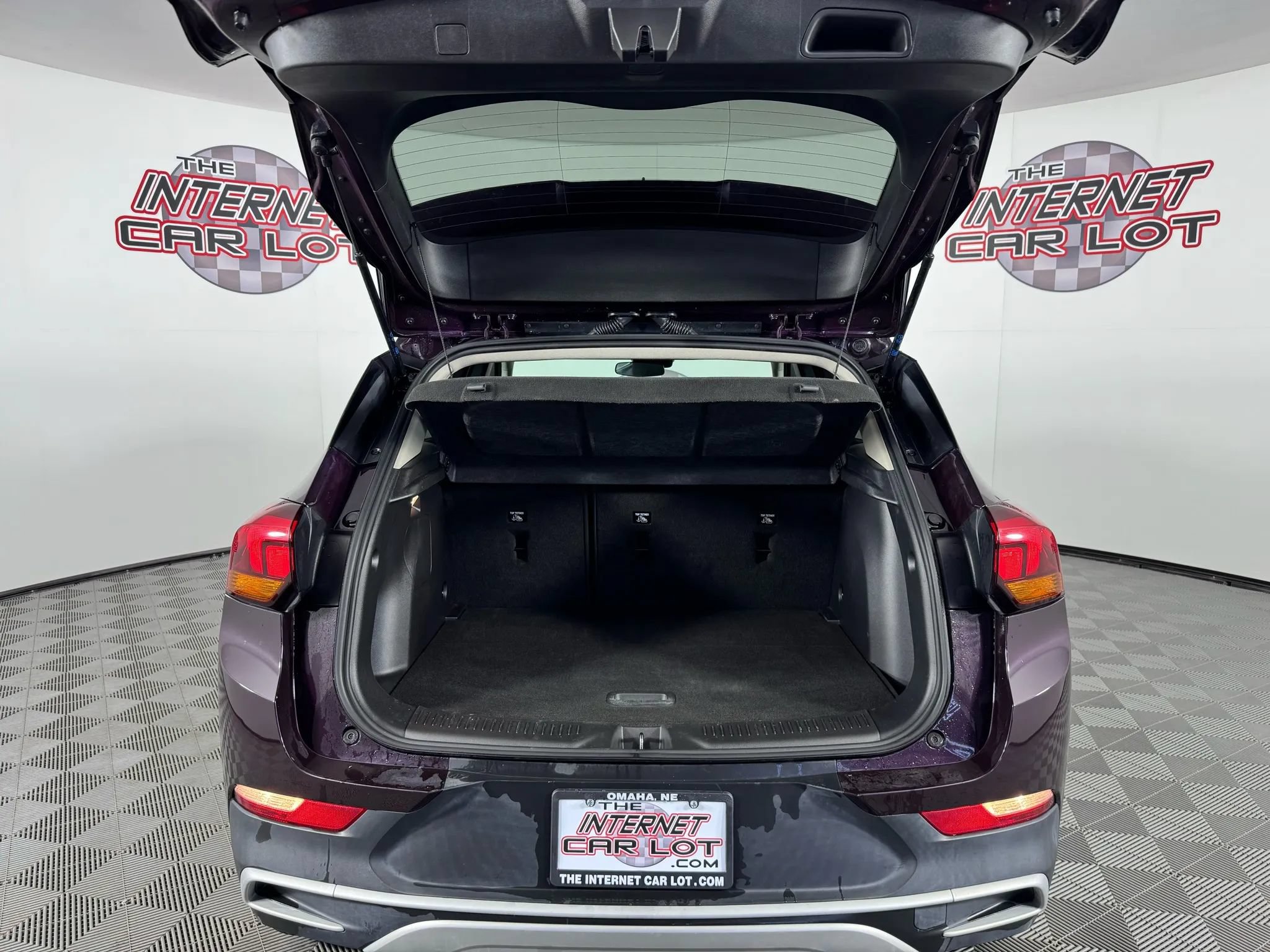 Used 2021 Buick Encore GX Preferred w/ Cold Weather Comfort Package AWD/4WD image 27