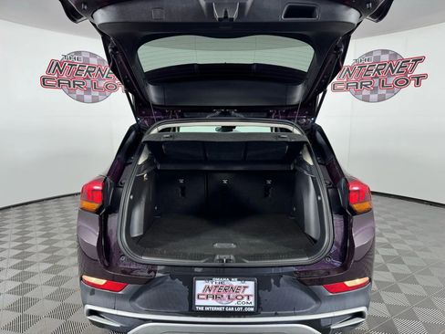 Used 2021 Buick Encore GX Preferred w/ Cold Weather Comfort Package image 27