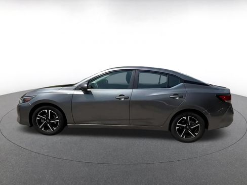 Used 2025 Nissan Sentra SV FWD image 7