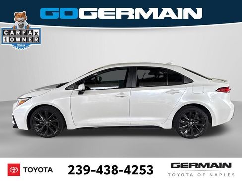Used 2023 Toyota Corolla SE FWD image 2