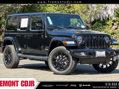 Used 2021 Jeep Wrangler Unlimited Sahara image 1