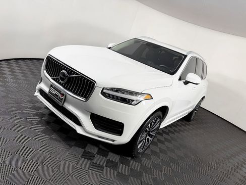 Used 2020 Volvo XC90 T6 Momentum w/ Protection Package Premier image 23