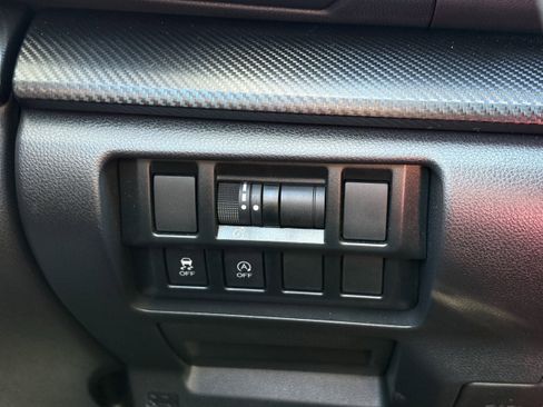 Certified 2023 Subaru Crosstrek 2.0i image 17